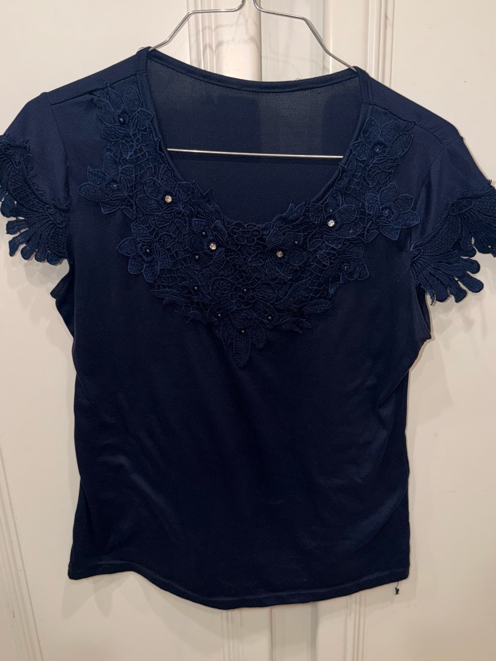 Women’s Navy Lace Appliqué Short Sleeve Top